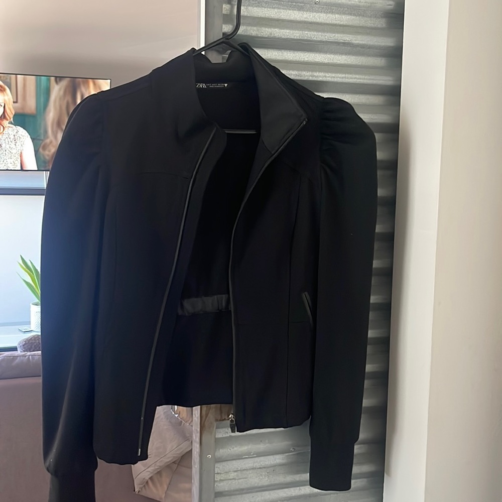 Lightweight zara jacket